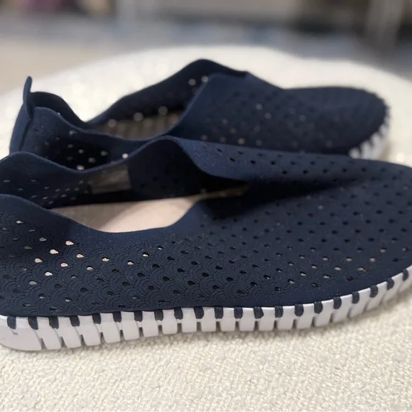 Ilse Jacobsen | Shoes | Ilse Jacobsen Dark Blue Perforated  display picture 2